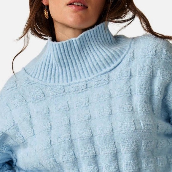 FREE PEOPLE SOUL SEARCHER LONG SLEEVE MOCK NECK SWEATER LARGE SKY BLUE - Picture 4 of 4